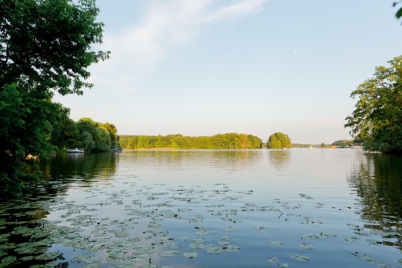 Landhaus Am Jungfernsee Потсдам Экстерьер фото