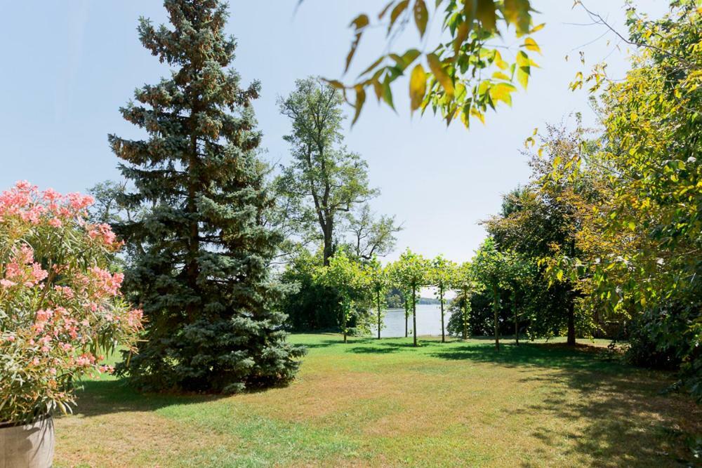 Landhaus Am Jungfernsee Потсдам Экстерьер фото